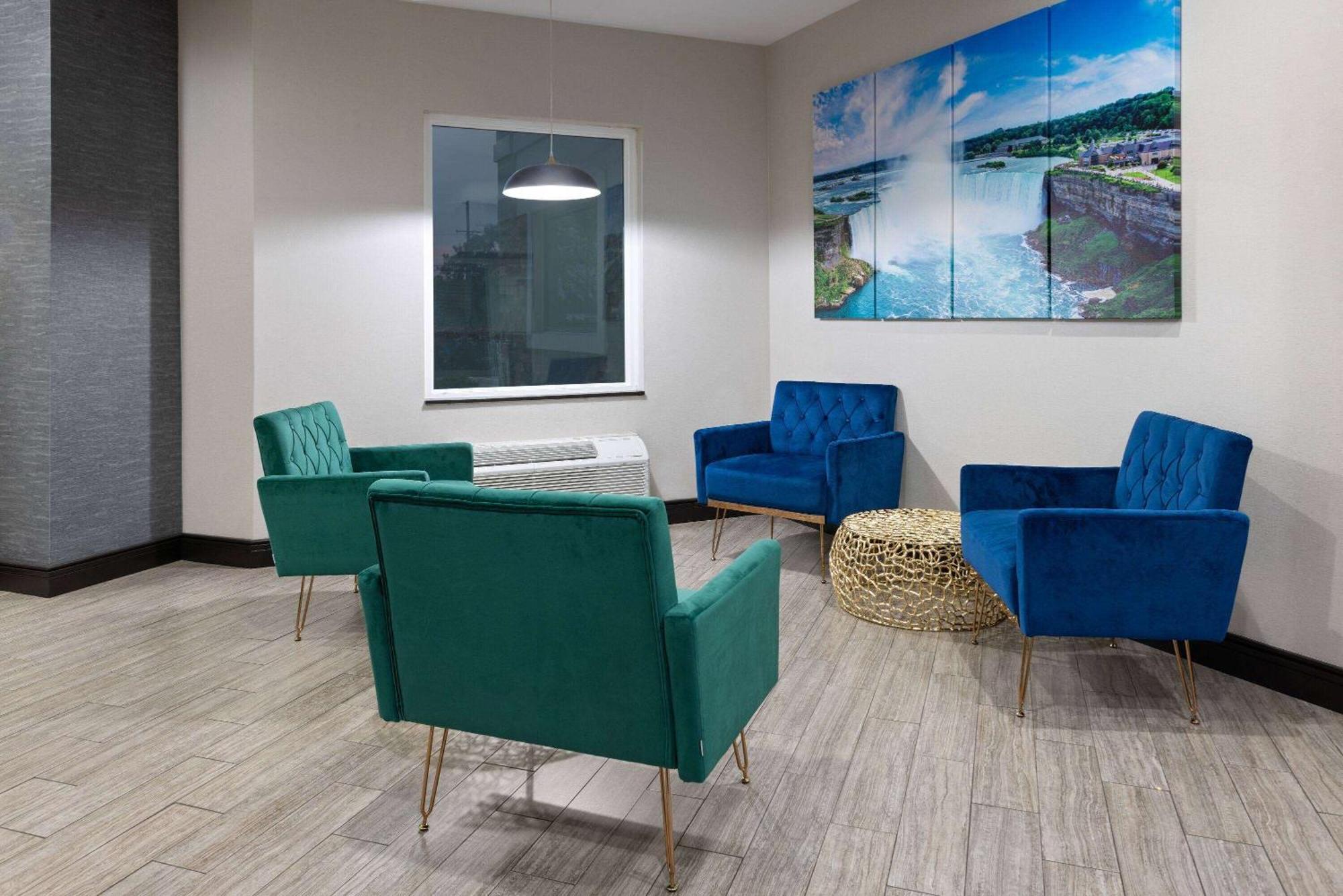 La Quinta Inn By Wyndham Buffalo Airport Williamsville Buitenkant foto